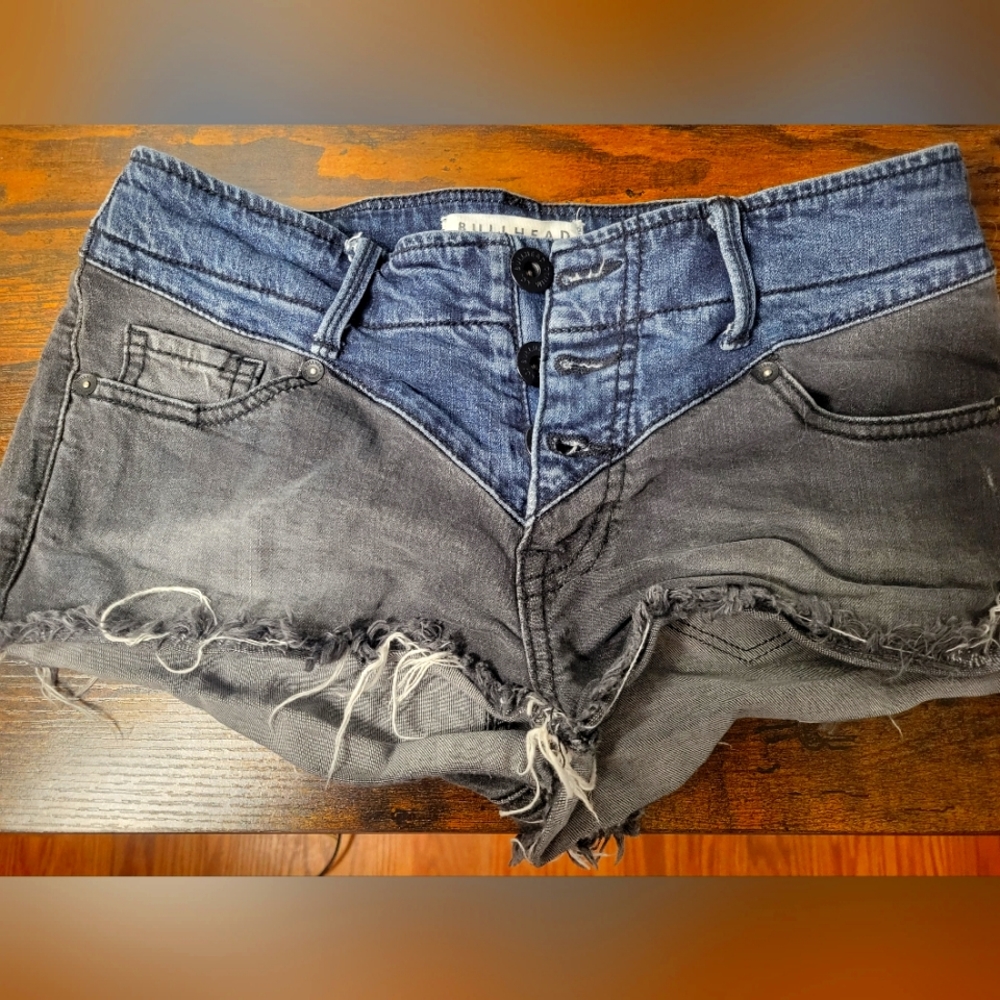 Low Rise Short Shorts Bullhead